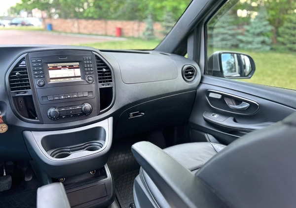 Mercedes-Benz Vito cena 151999 przebieg: 80000, rok produkcji 2020 z Lubin małe 191